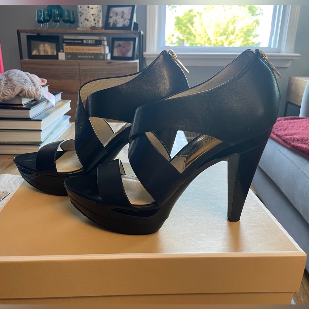 Michael Kors platform high-heel size 6 - Picture 4 of 8
